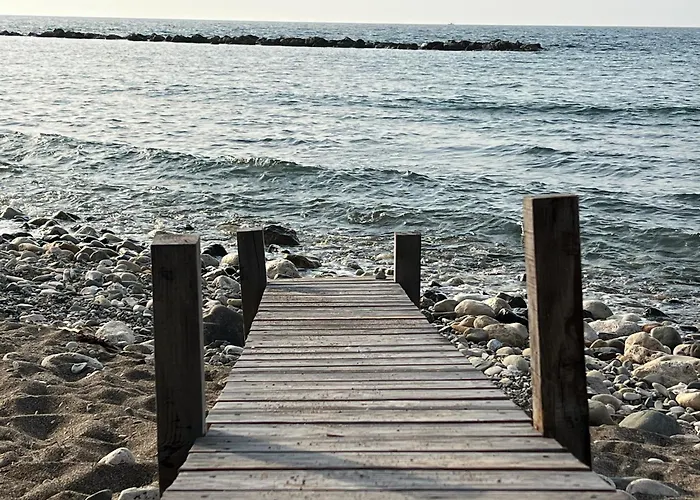 ヴィラ First Eco-villa *